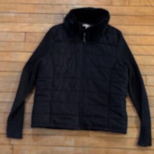 EUC Carolyn Taylor Black Jacket with Faux Fur Trim